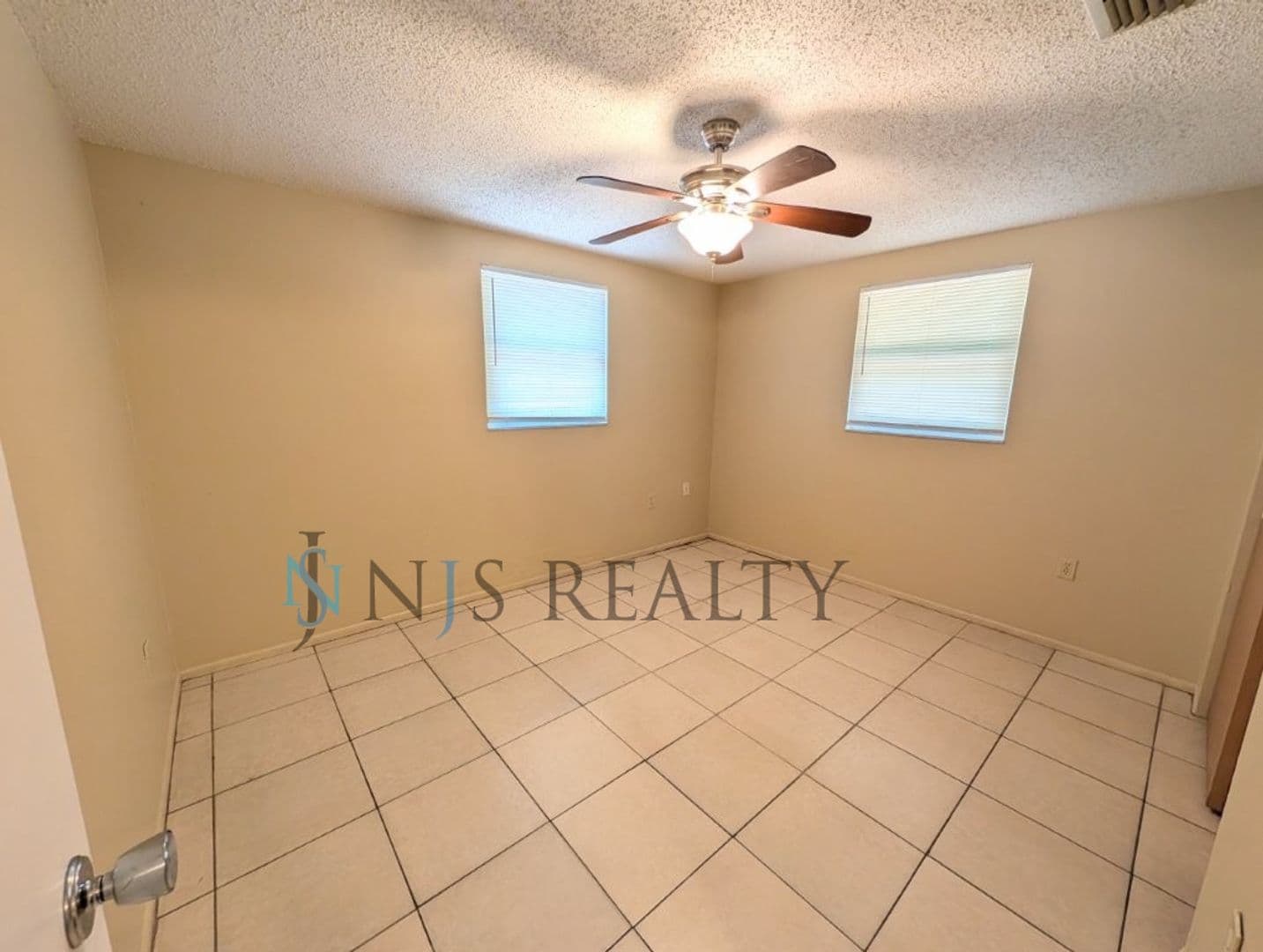 Port Richey House: 11621 Meadow Dr