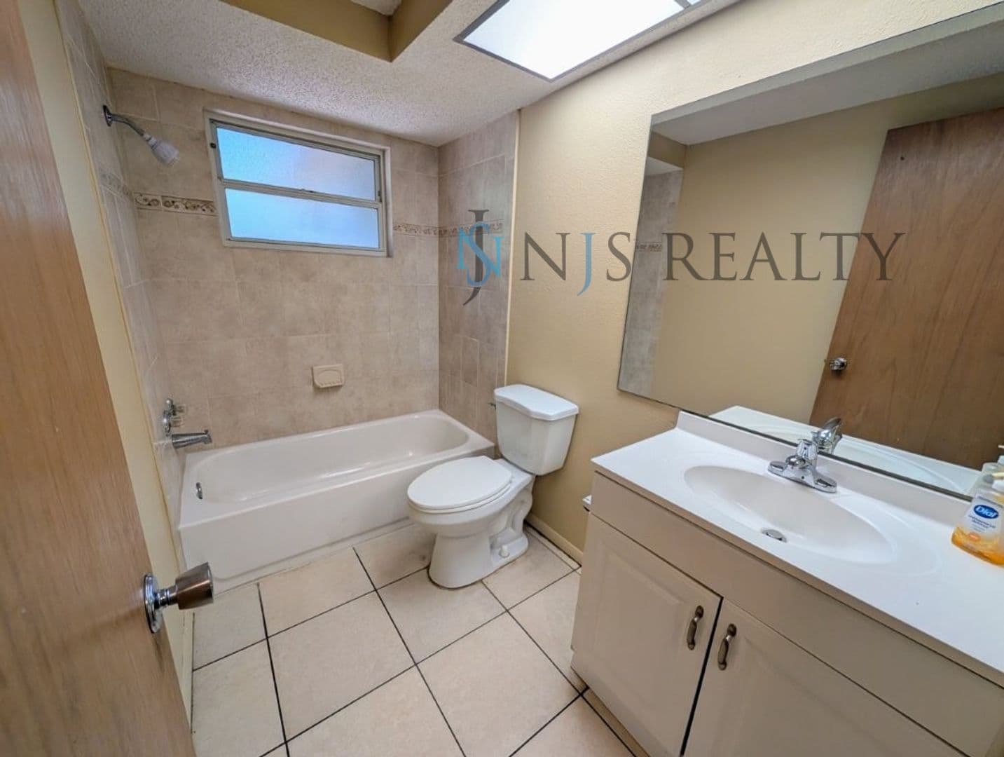Port Richey House: 11621 Meadow Dr