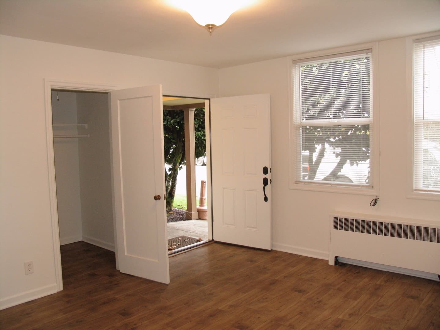 Portland Apartment: 8104 SE 8th Ave