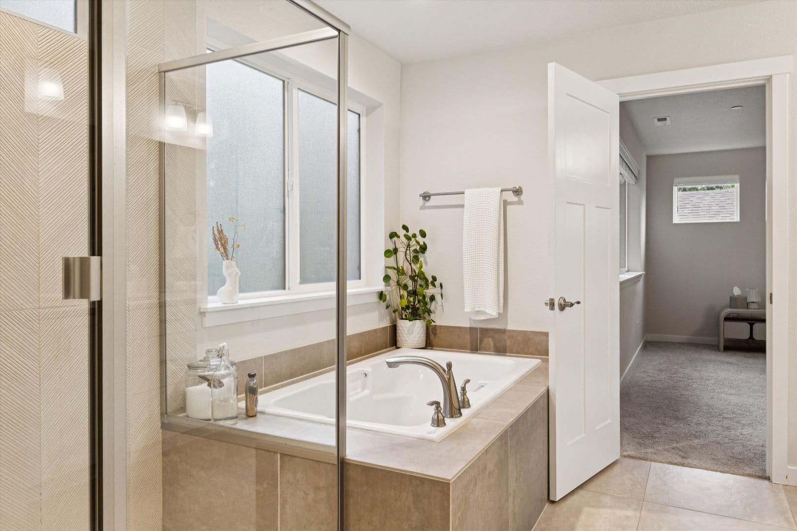 Beaverton House: 8549 SW 176th Ave