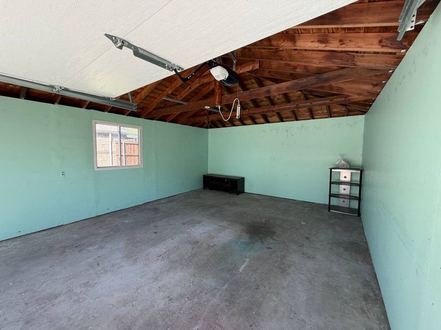 Dearborn Heights House: 5830 Whitefield St