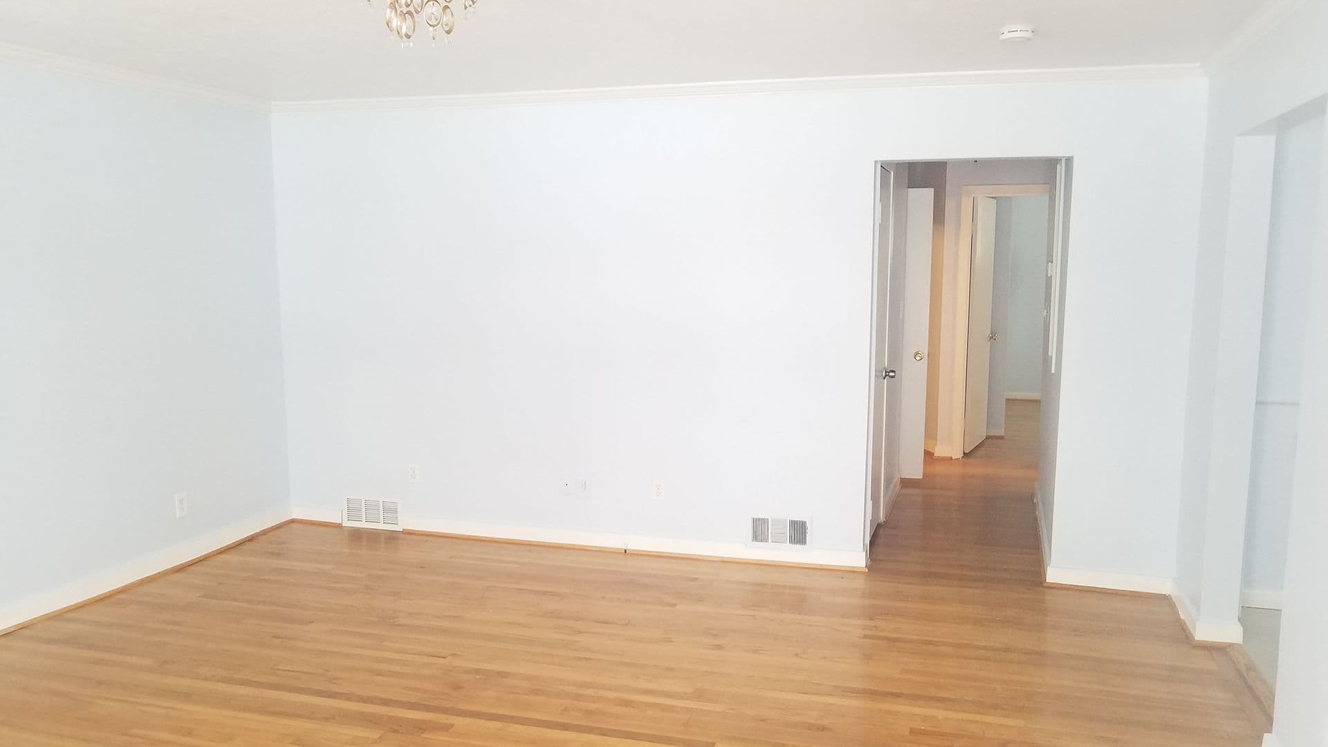 Dearborn Heights House: 5830 Whitefield St