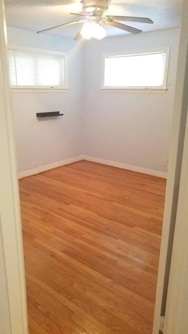Dearborn Heights House: 5830 Whitefield St