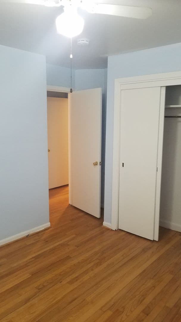 Dearborn Heights House: 5830 Whitefield St