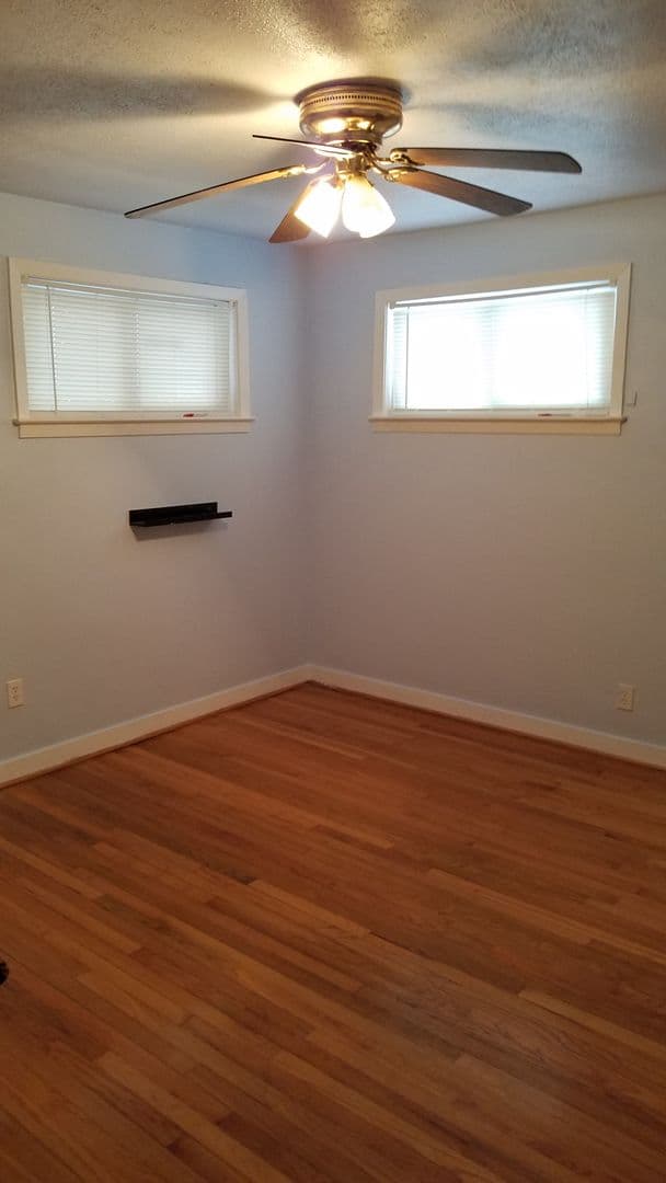 Dearborn Heights House: 5830 Whitefield St
