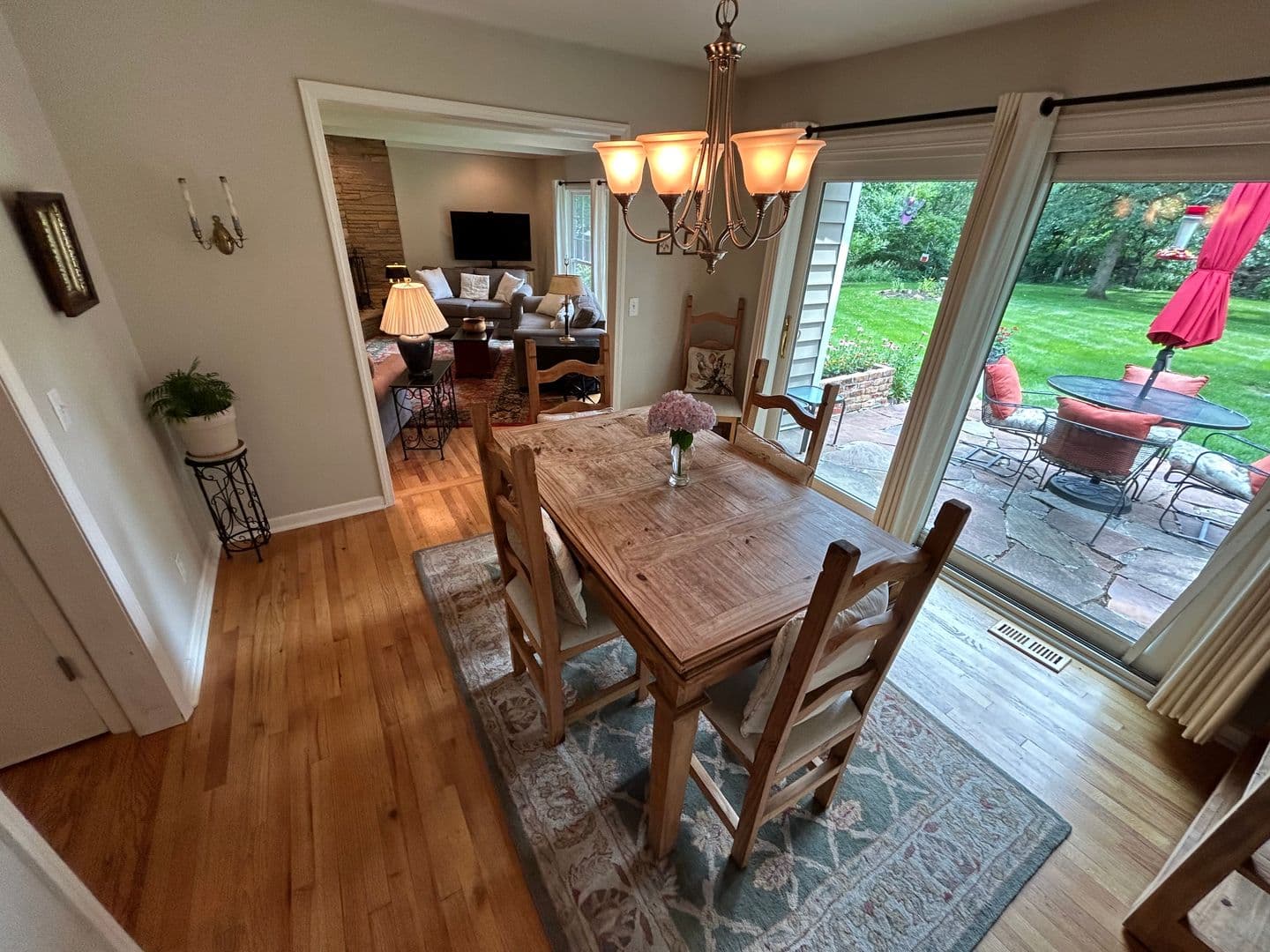 Omaha House: 4545 Manchester Dr