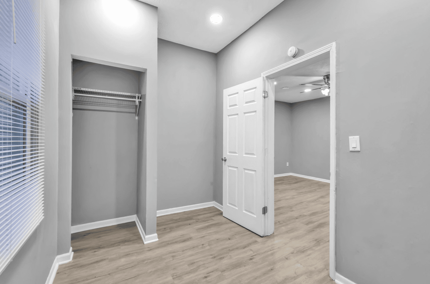 Omaha Apartment: 1911 S 14th St