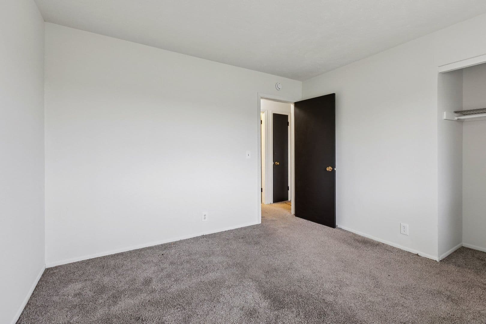 Omaha House: 14009 Weir St