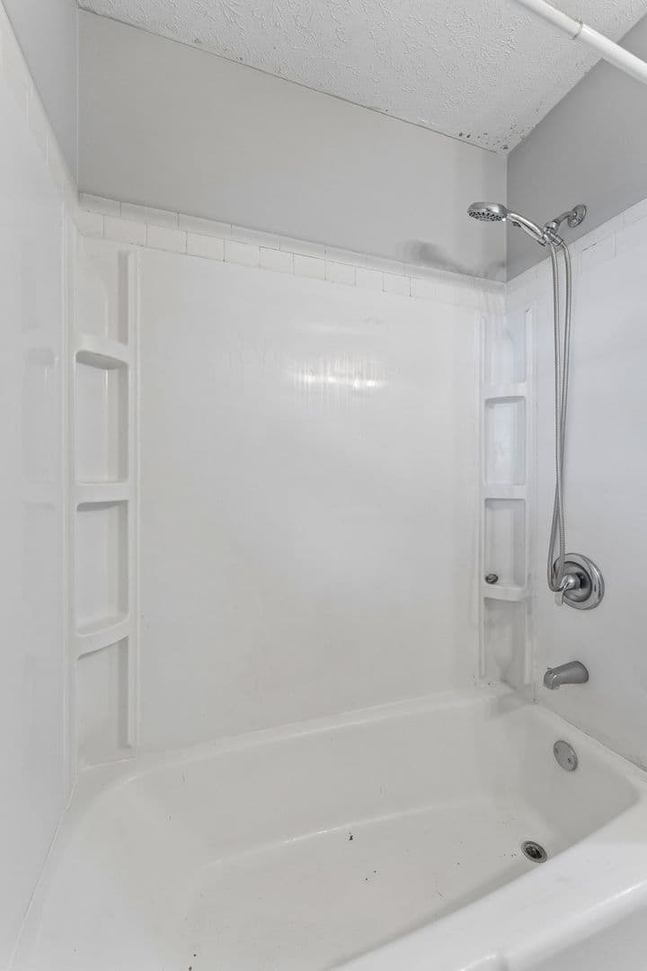 Omaha House: 3123 S 137th Street
