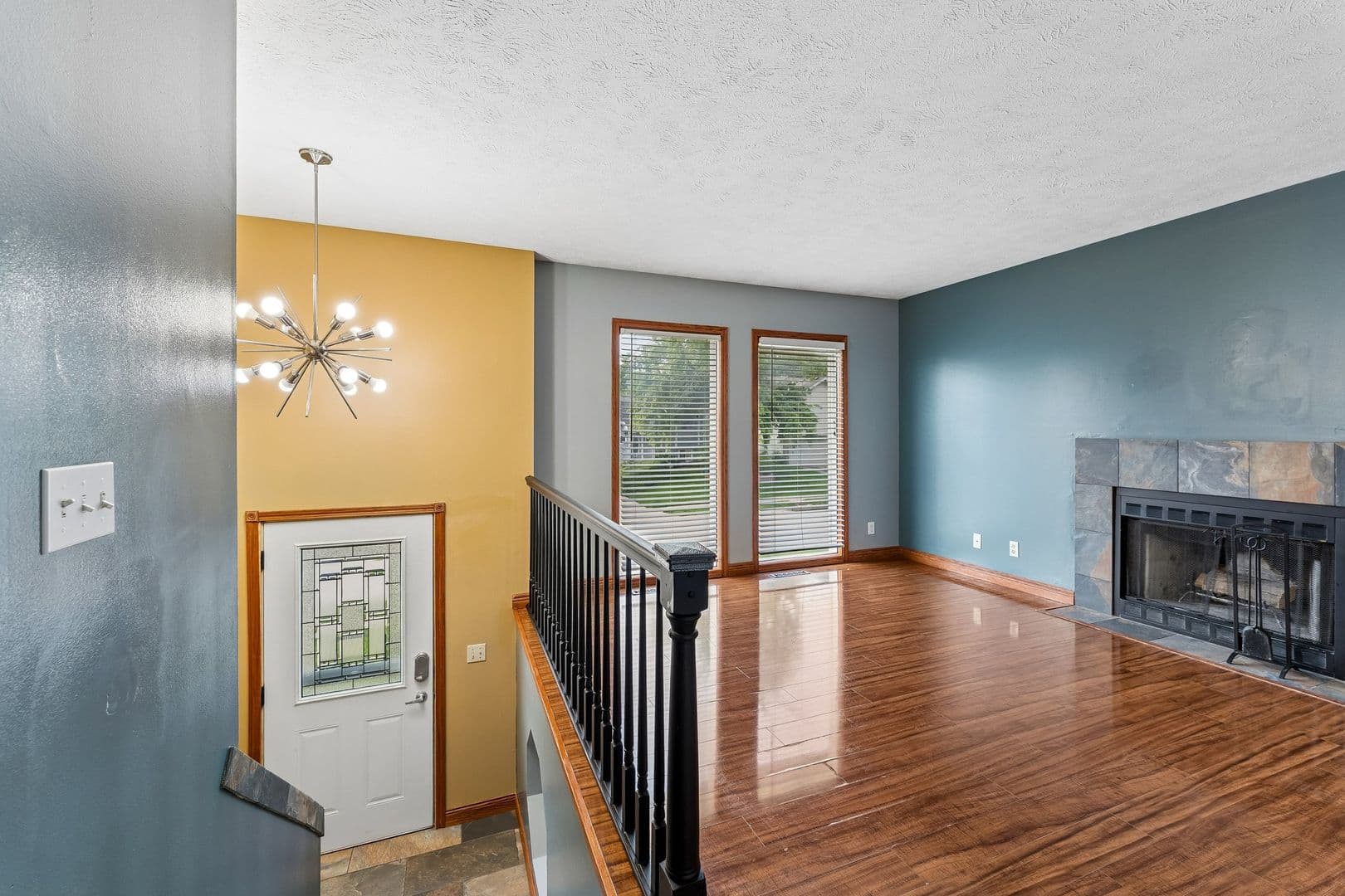 Omaha House: 14022 Virginia Street