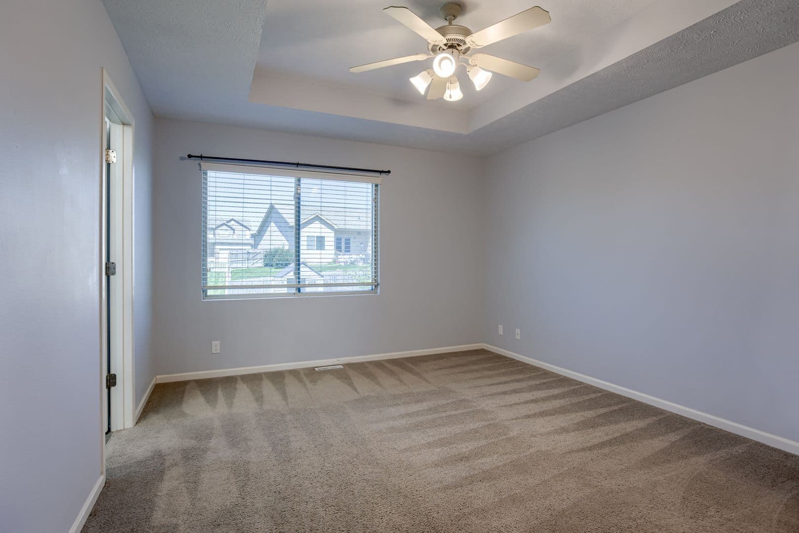 Bennington House: 8926 N 159th Ave