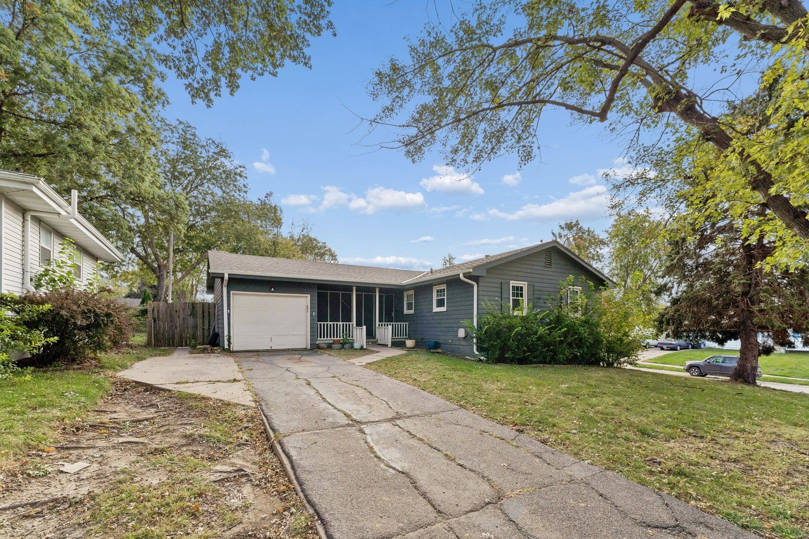 Omaha House: 3123 S 137th Street