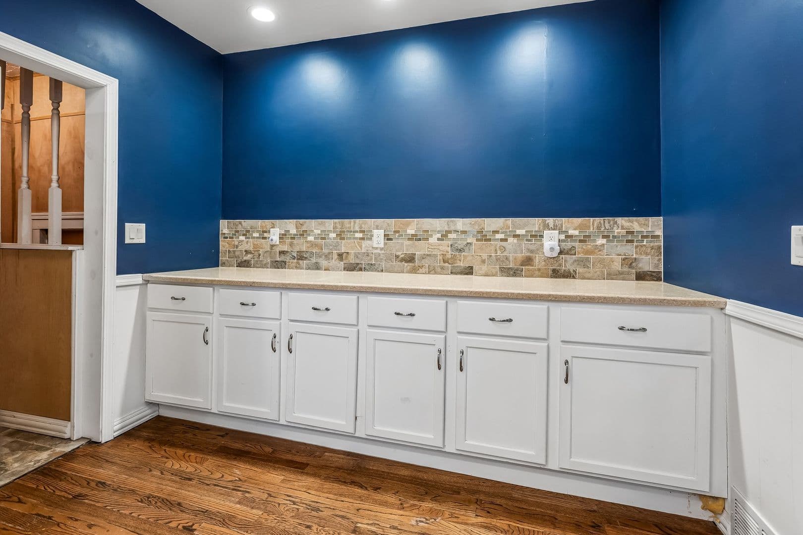 Fremont House: 535 N Pebble St