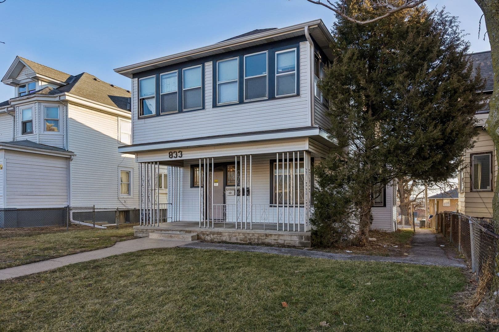 Omaha Apartment: 833 Park Ave
