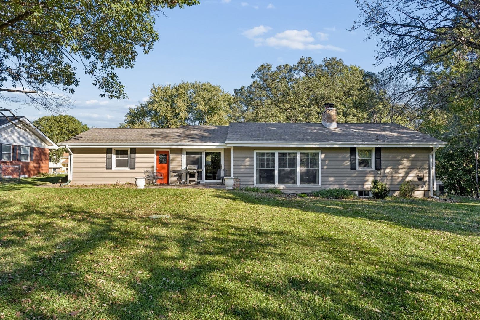 Omaha House: 4545 Manchester Dr