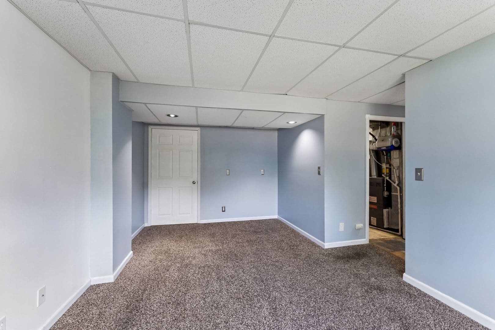 Omaha House: 14022 Virginia Street