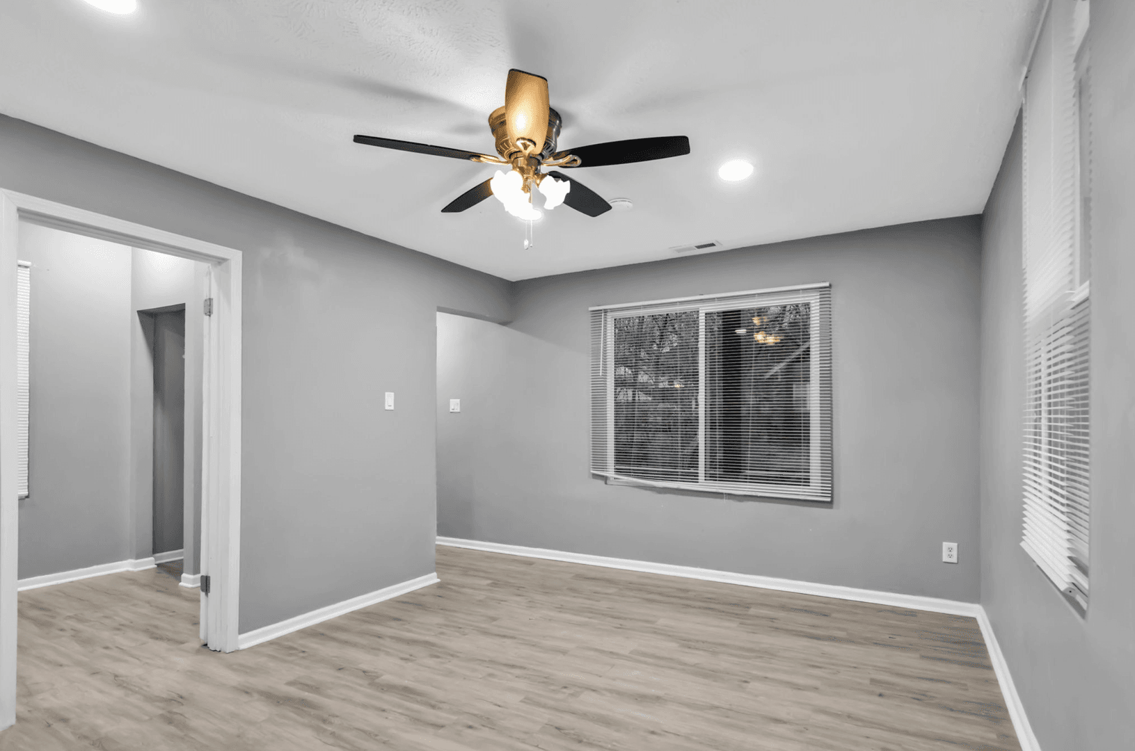 Omaha Apartment: 1911 S 14th St
