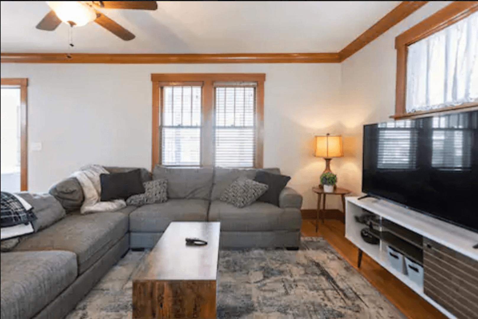 Omaha House: 4307 Mayberry St.