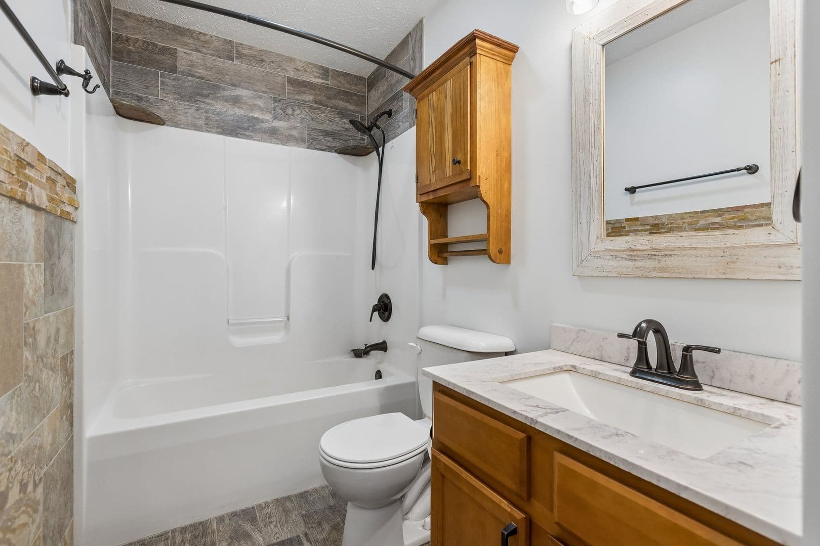 Omaha House: 8538 Sheffield St.