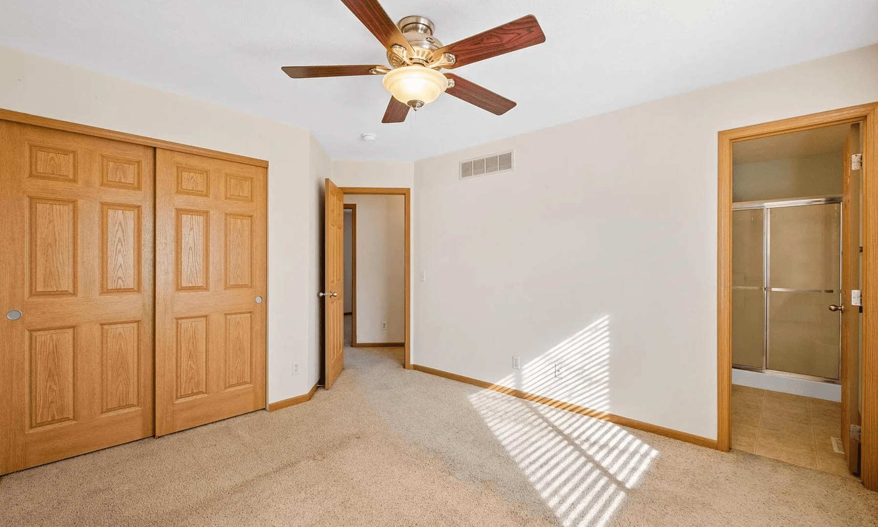 Omaha House: 8837 Quest St.