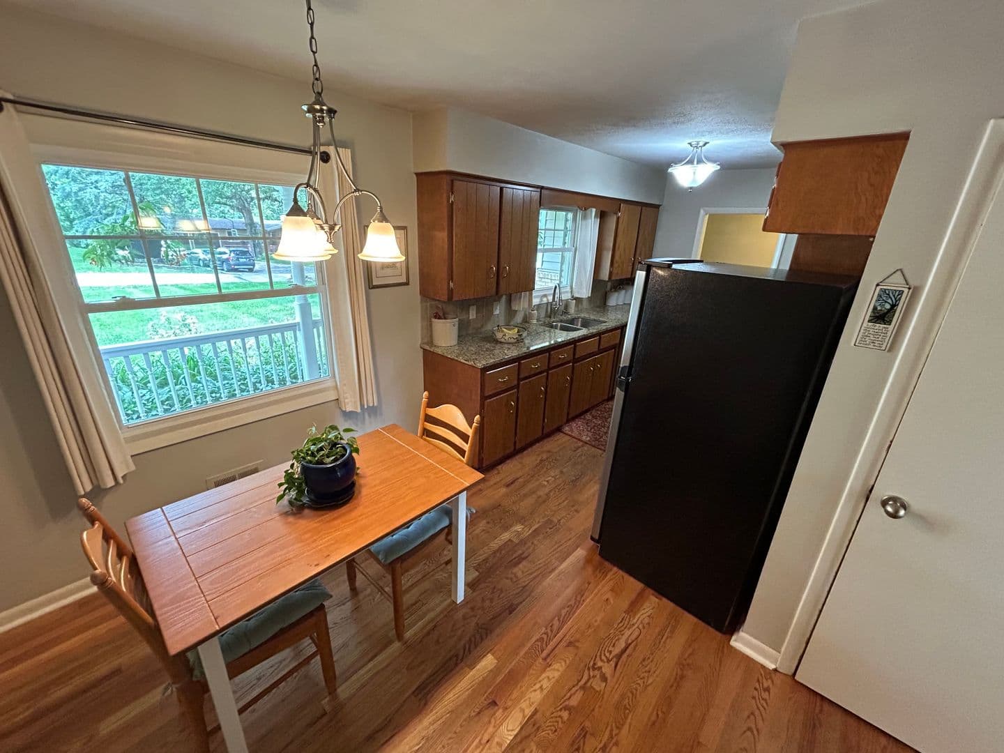 Omaha House: 4545 Manchester Dr