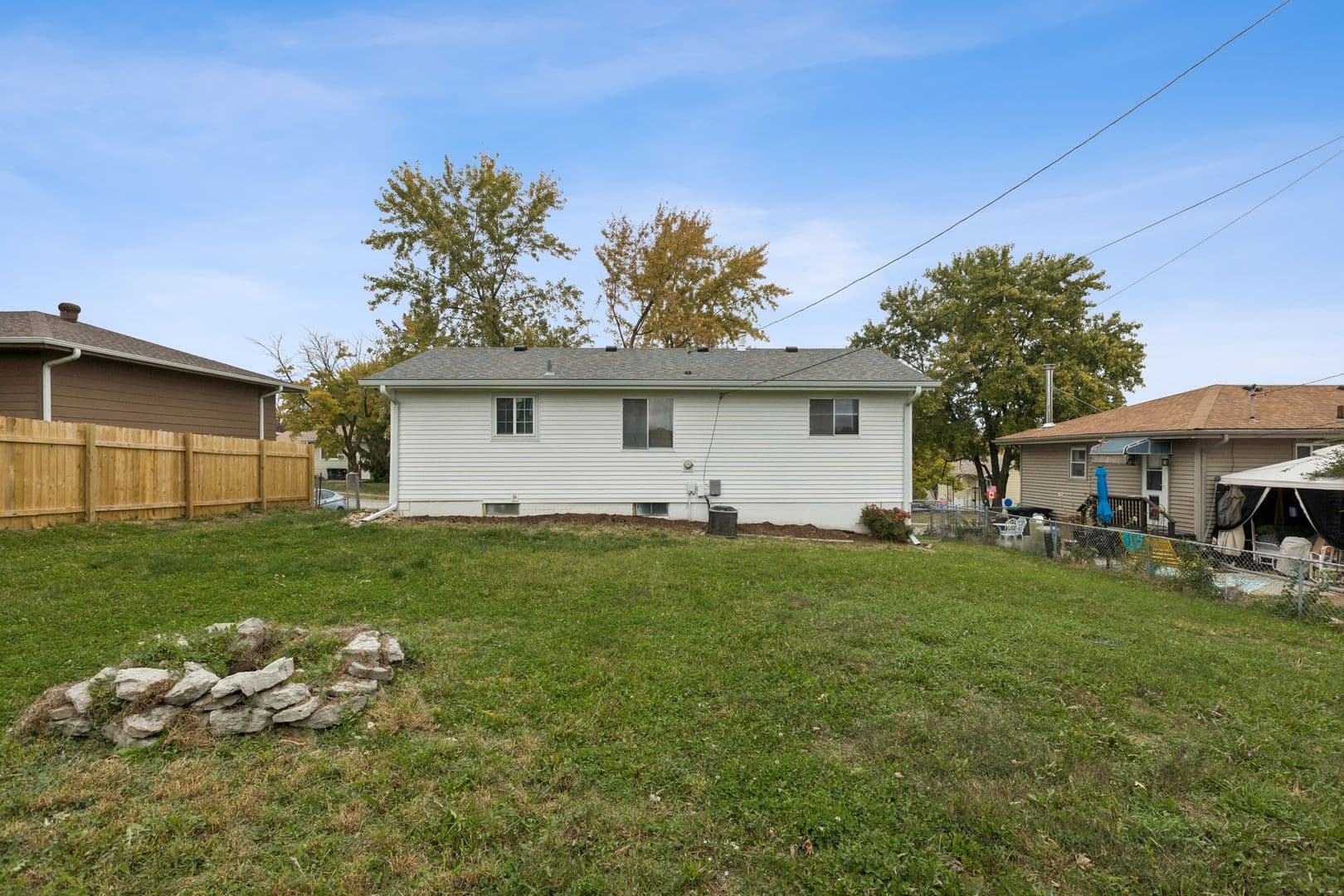 Omaha House: 14009 Weir St