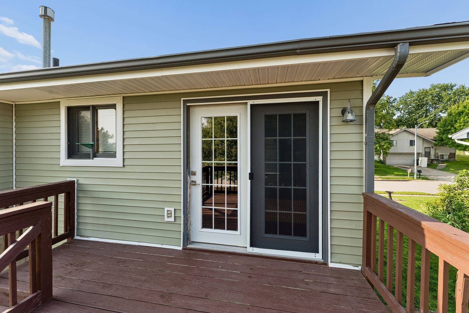 Omaha House: 14022 Virginia Street