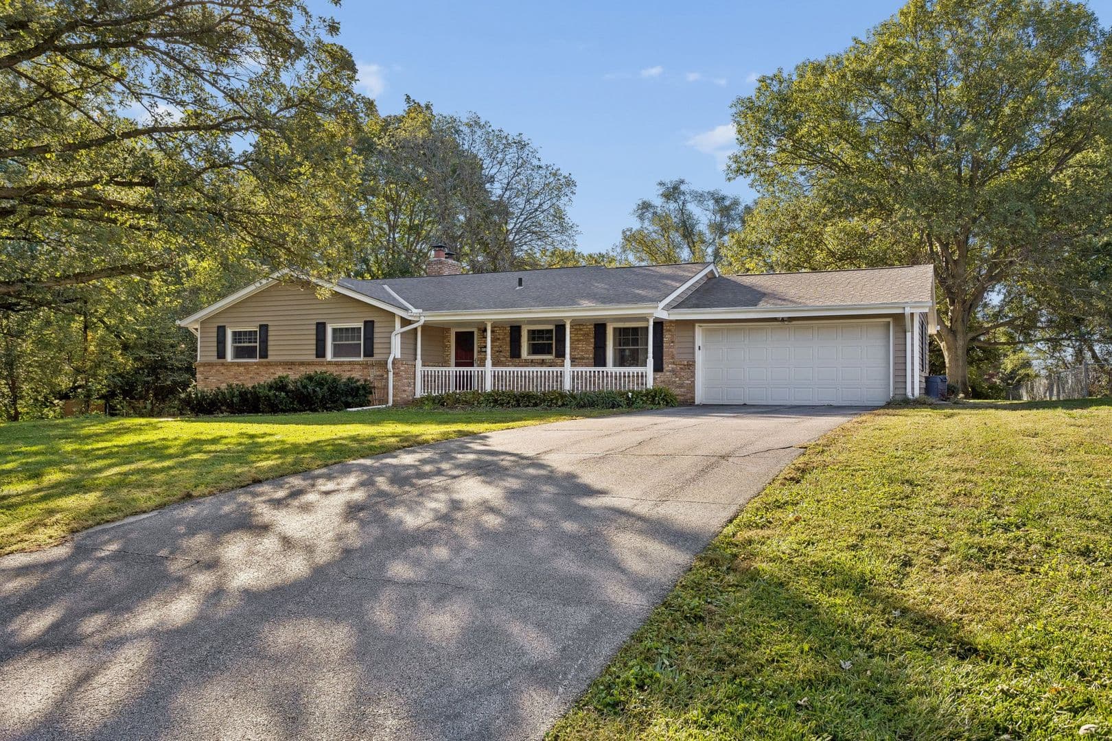 Omaha House: 4545 Manchester Dr