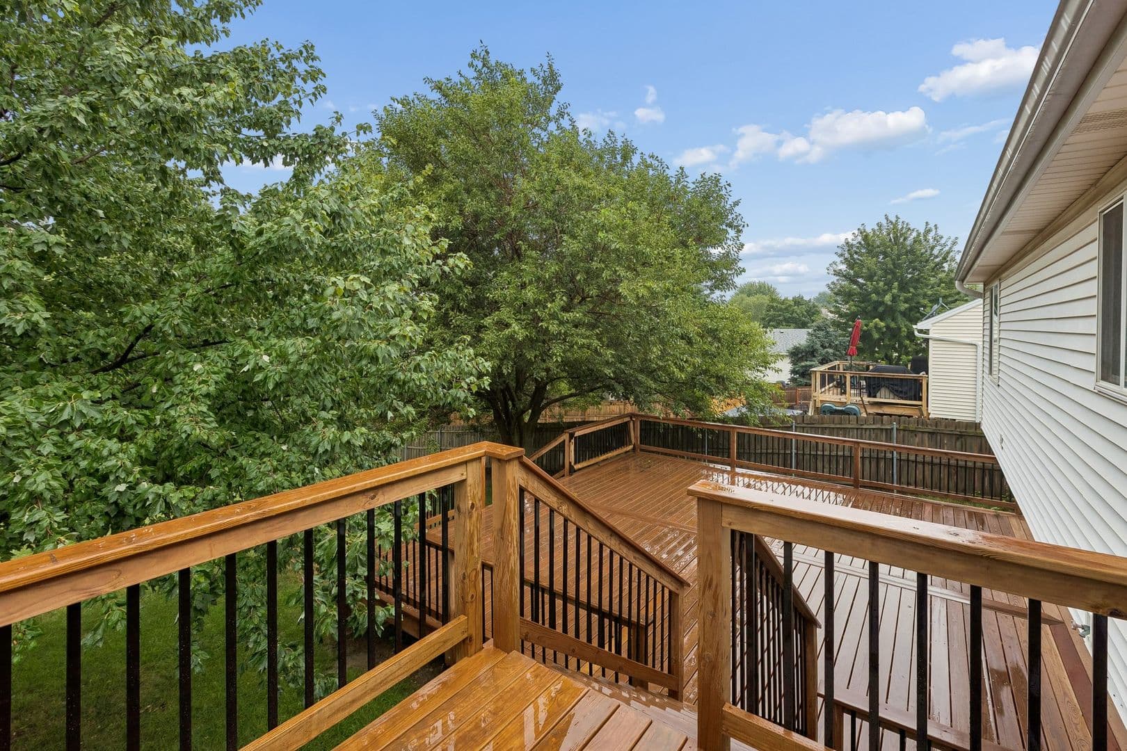 Omaha House: 17615 Olive St