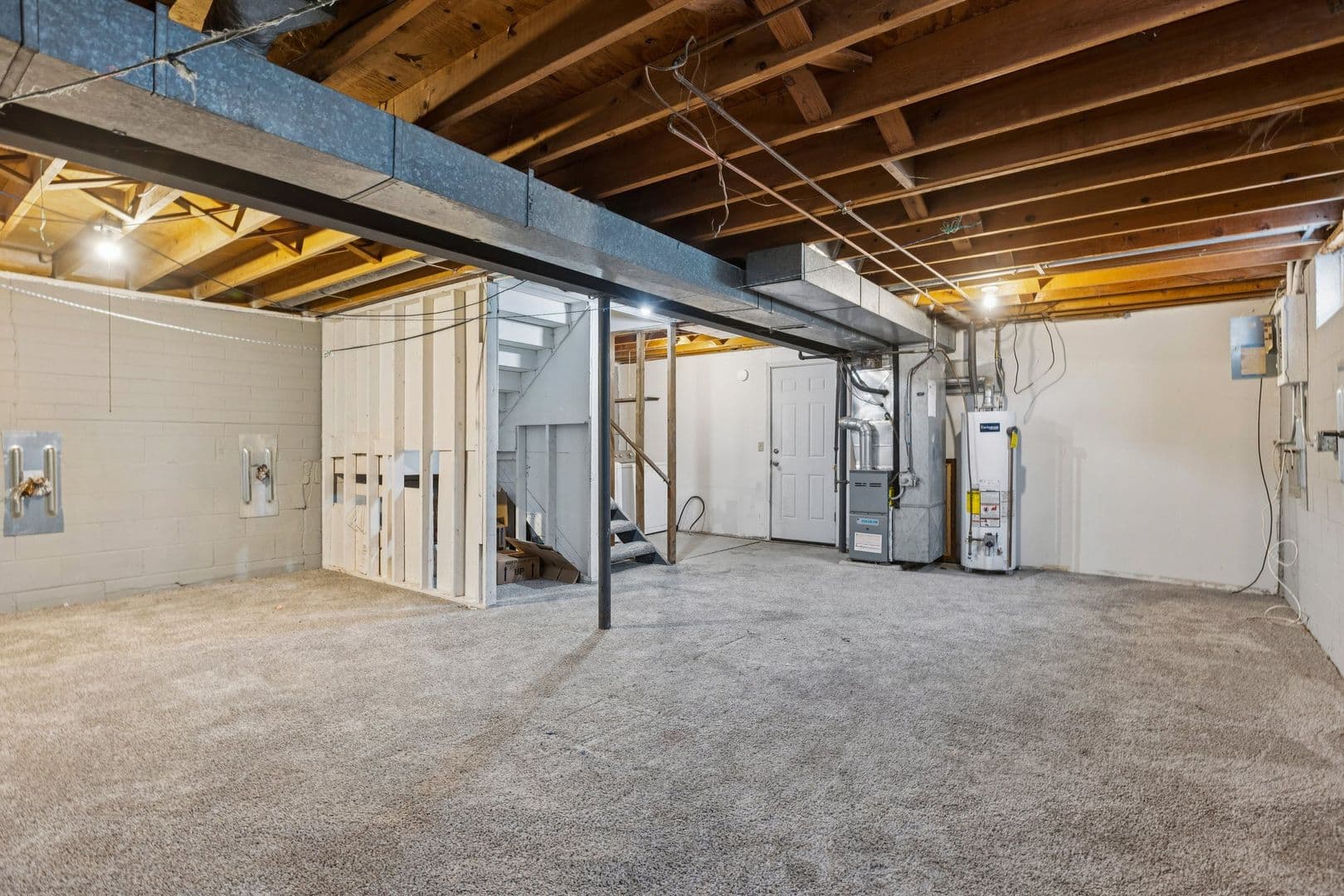 Omaha House: 14009 Weir St