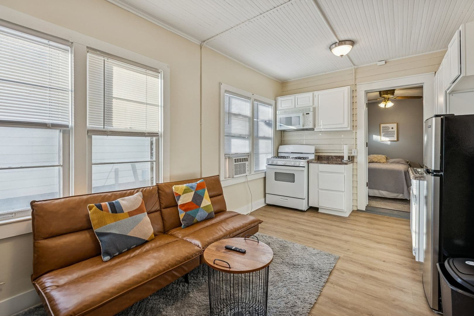 Omaha Apartment: 833 Park Ave