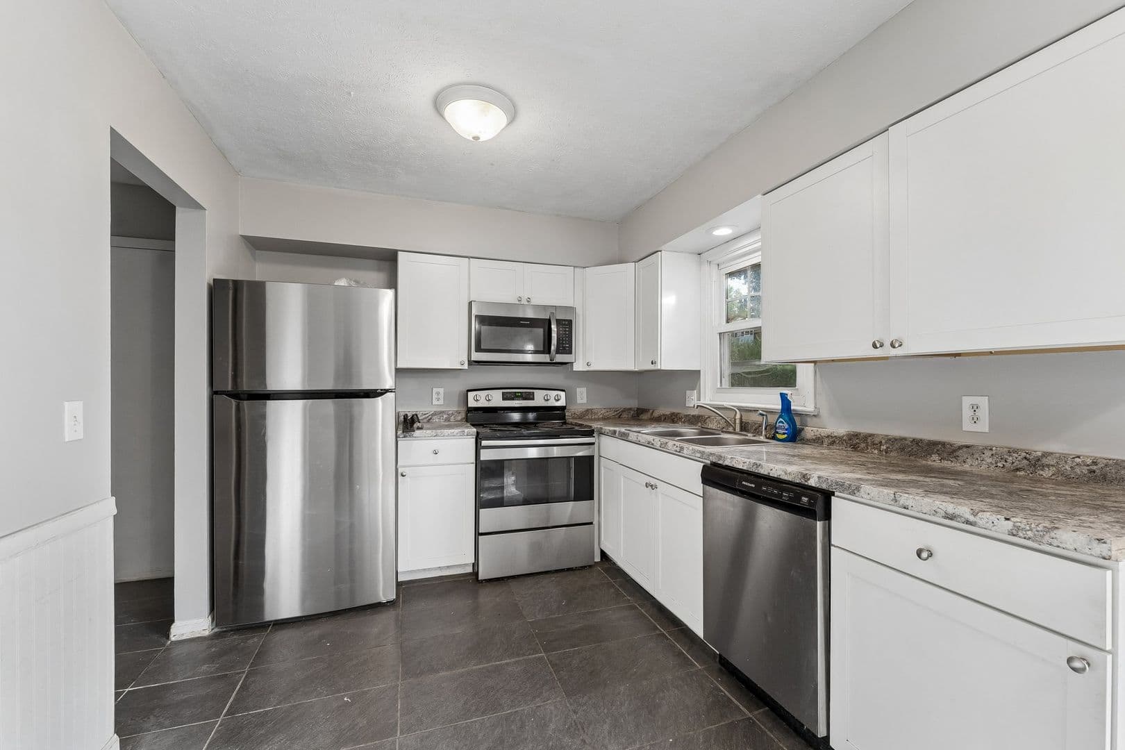 Omaha House: 3123 S 137th Street