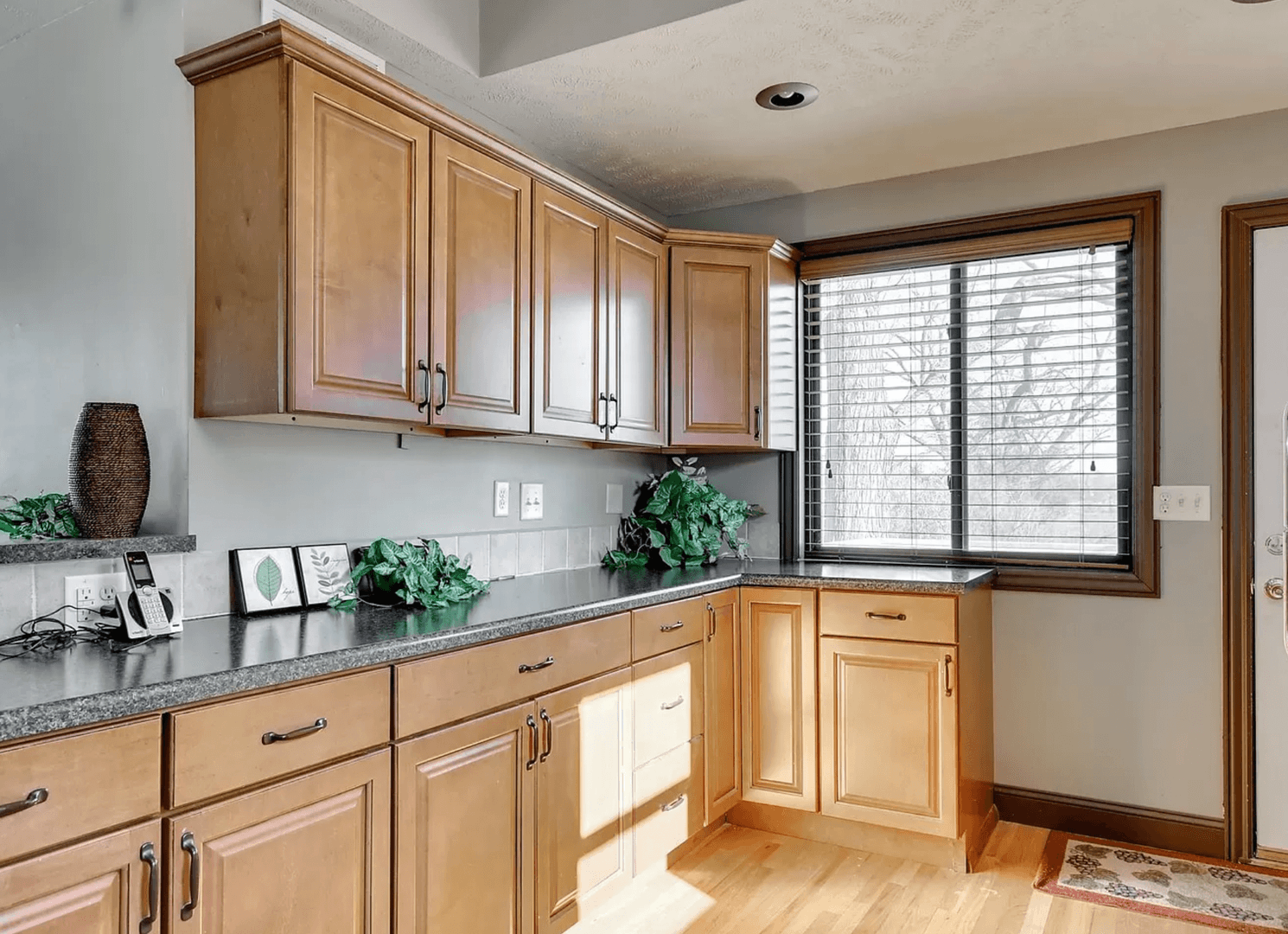 Omaha House: 923 N 49th Street