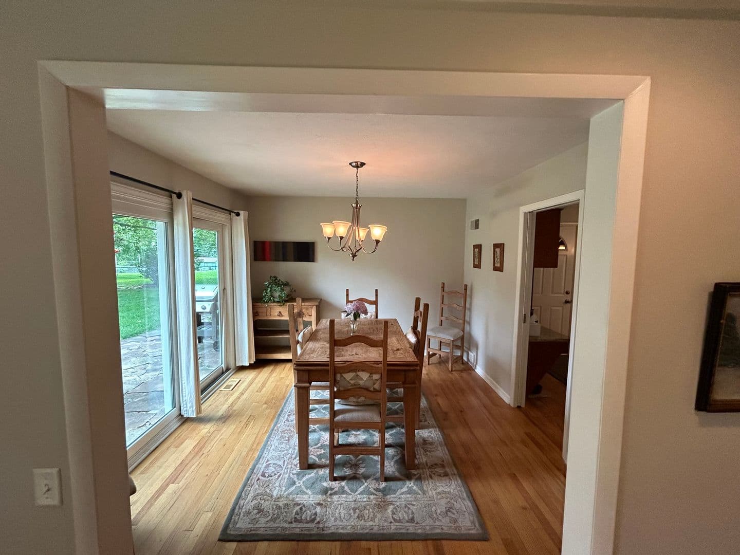 Omaha House: 4545 Manchester Dr