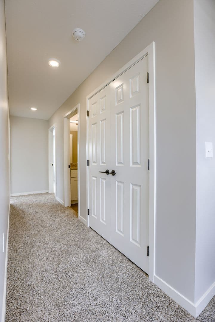 Elkhorn House: 20874 T Ct.