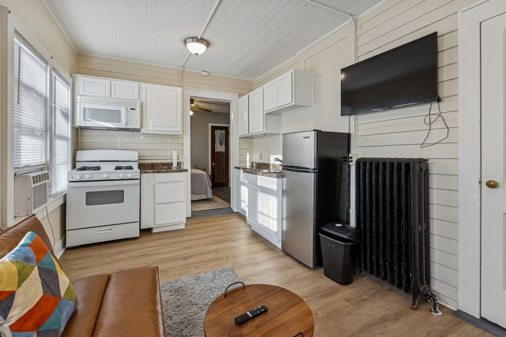 Omaha Apartment: 833 Park Ave