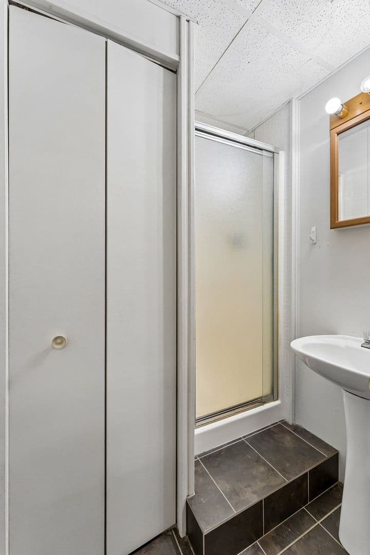 Omaha House: 14022 Virginia Street
