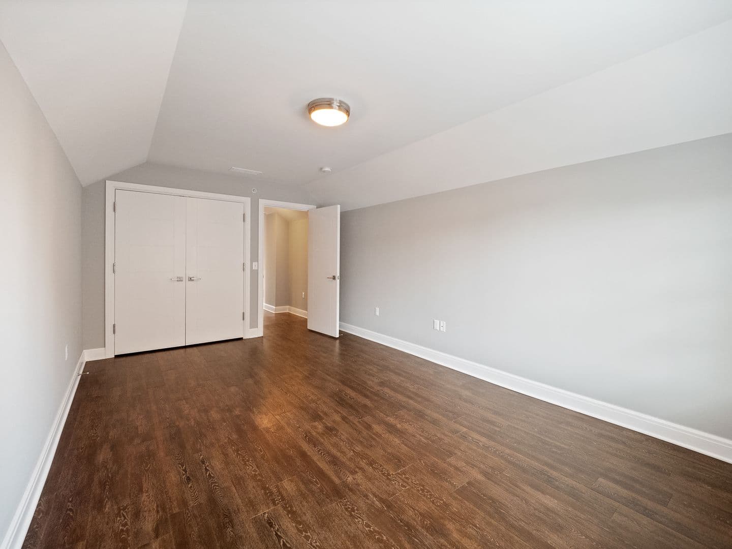 BIRMINGHAM Apartment: 401 S ETON ST