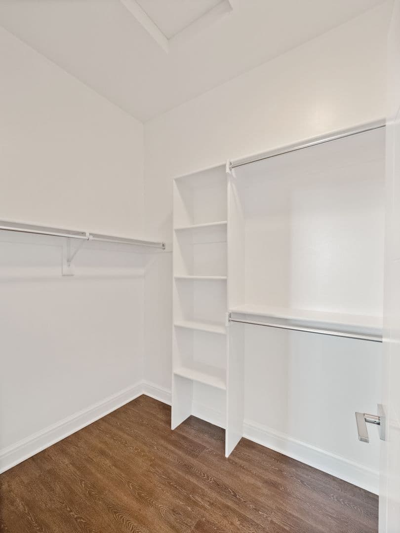 BIRMINGHAM Apartment: 401 S ETON ST