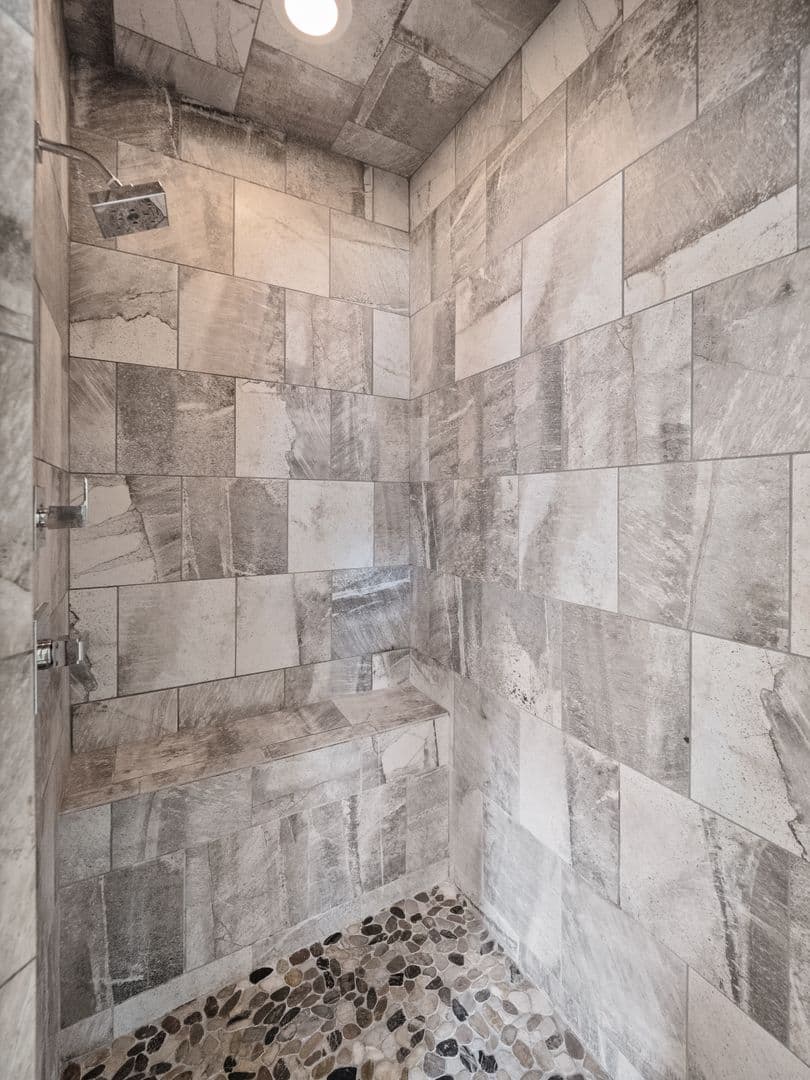 BIRMINGHAM Apartment: 401 S ETON ST