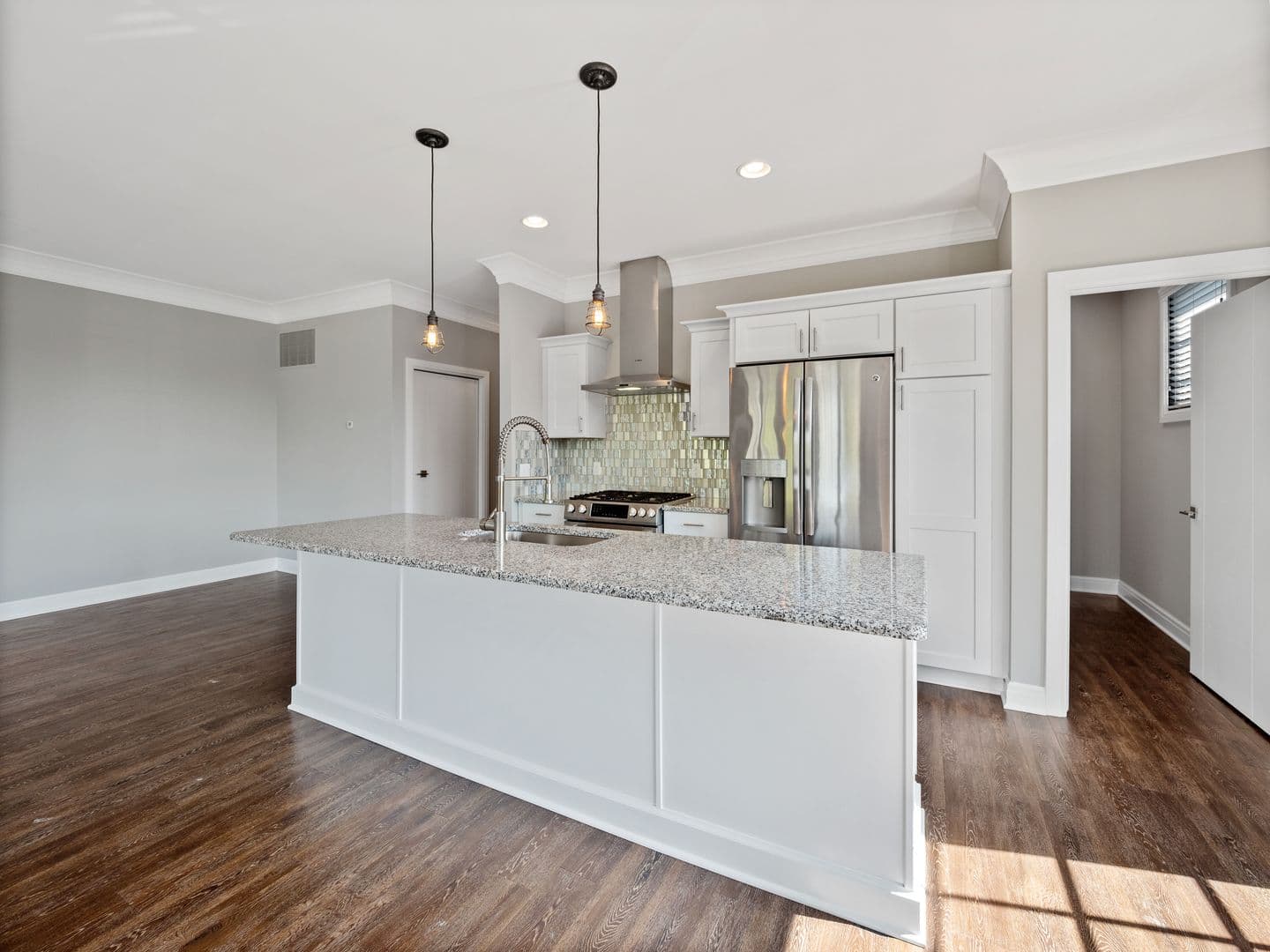 BIRMINGHAM Apartment: 401 S ETON ST
