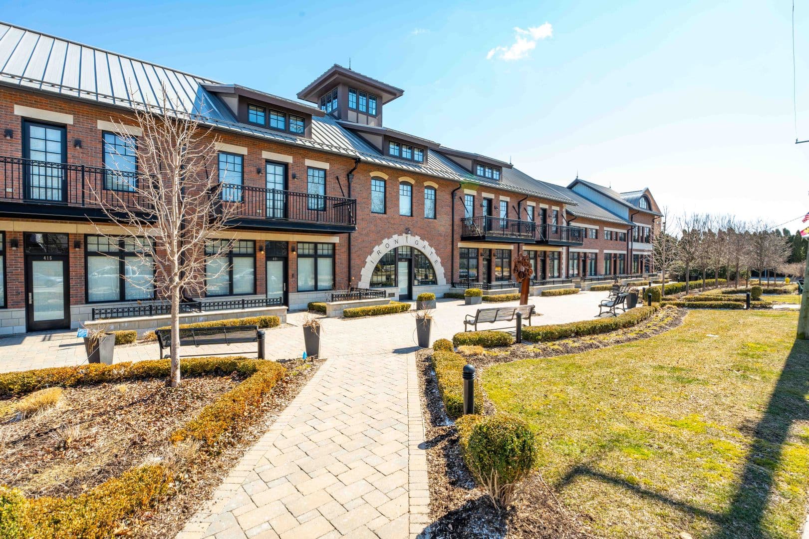 BIRMINGHAM Apartment: 401 S ETON ST