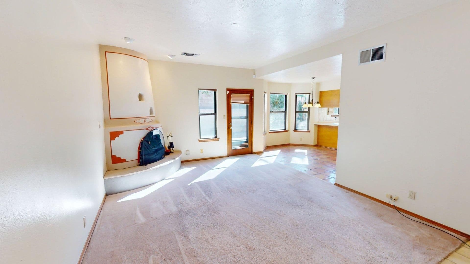 Santa Fe House: 2095 Avenida de Las Alturas