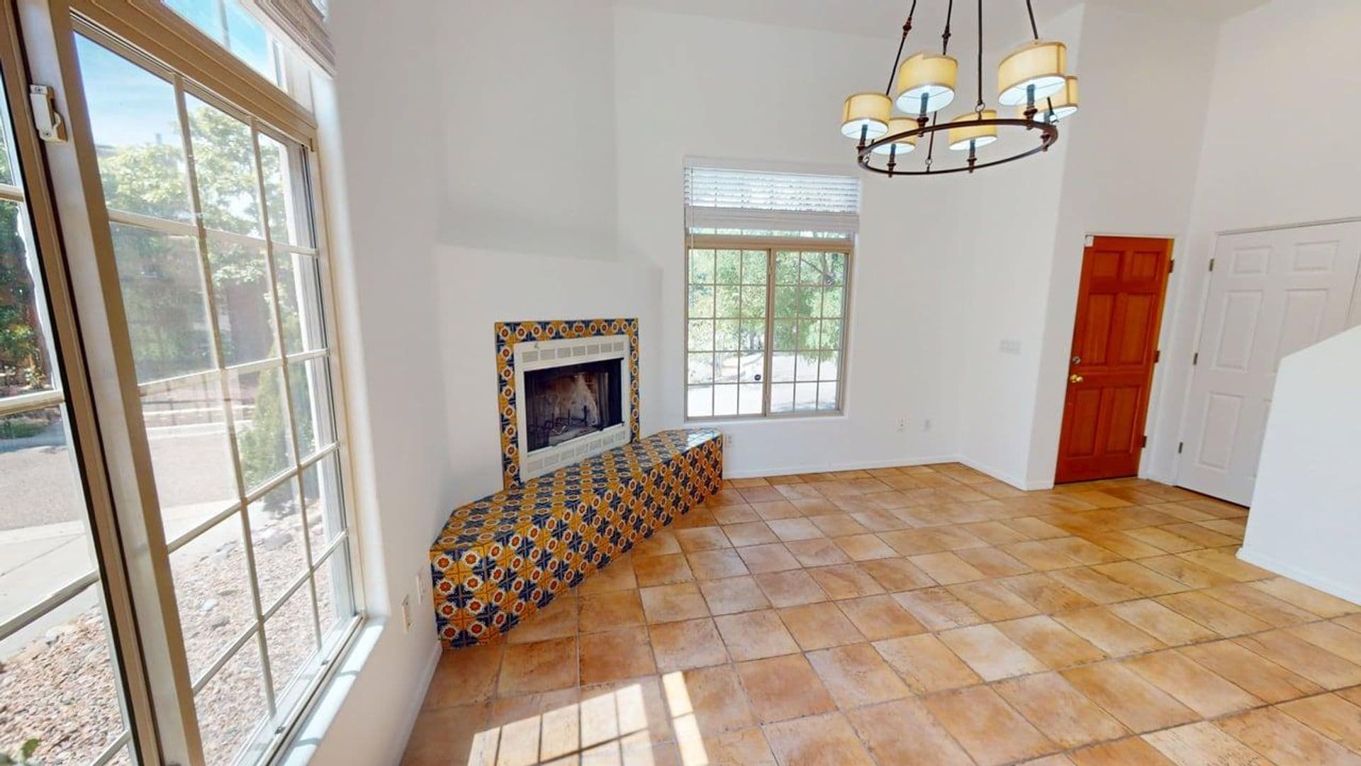 Santa Fe House: 4255 Juniper Hill Ln