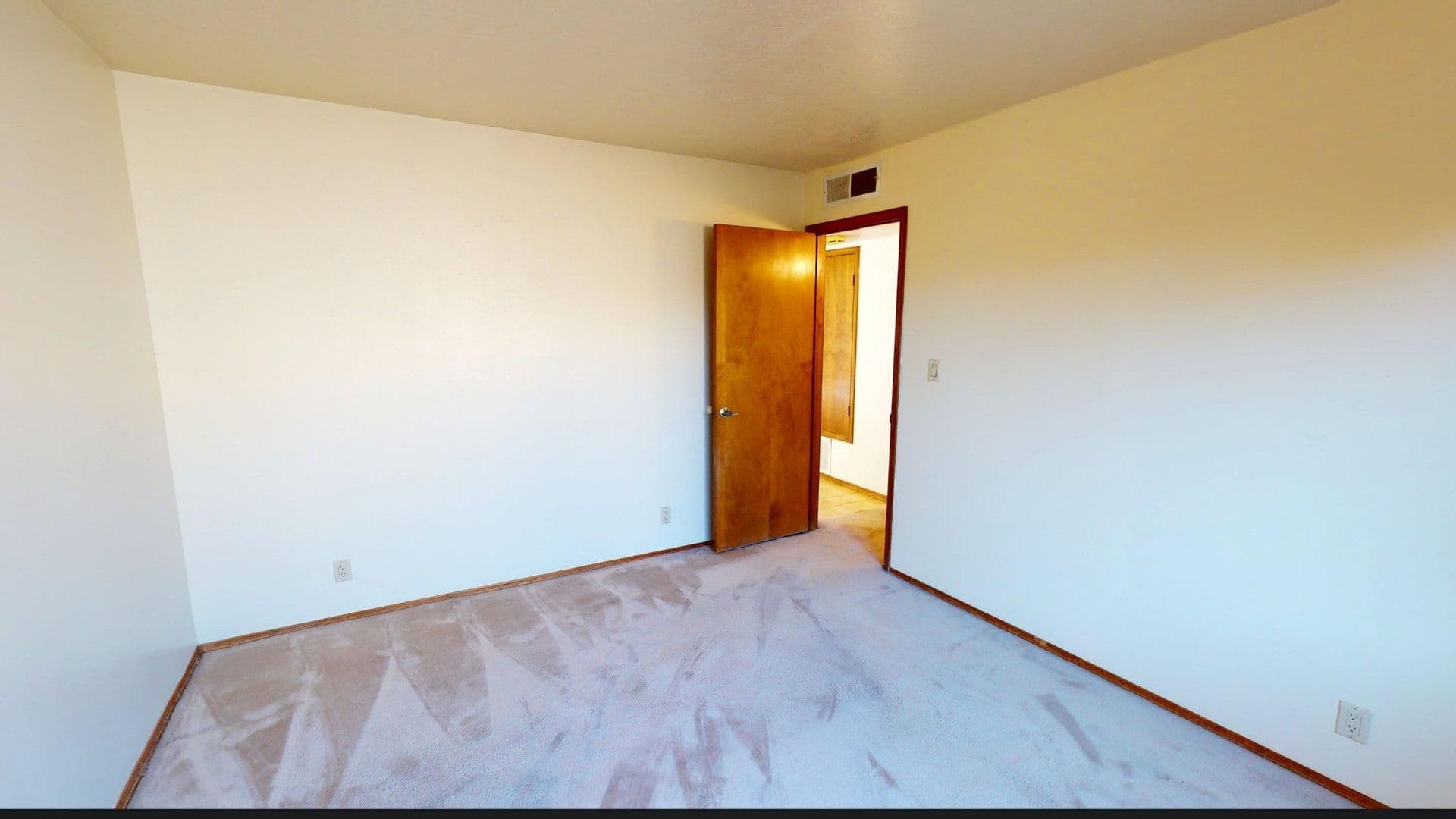 Santa Fe House: 2095 Avenida de Las Alturas