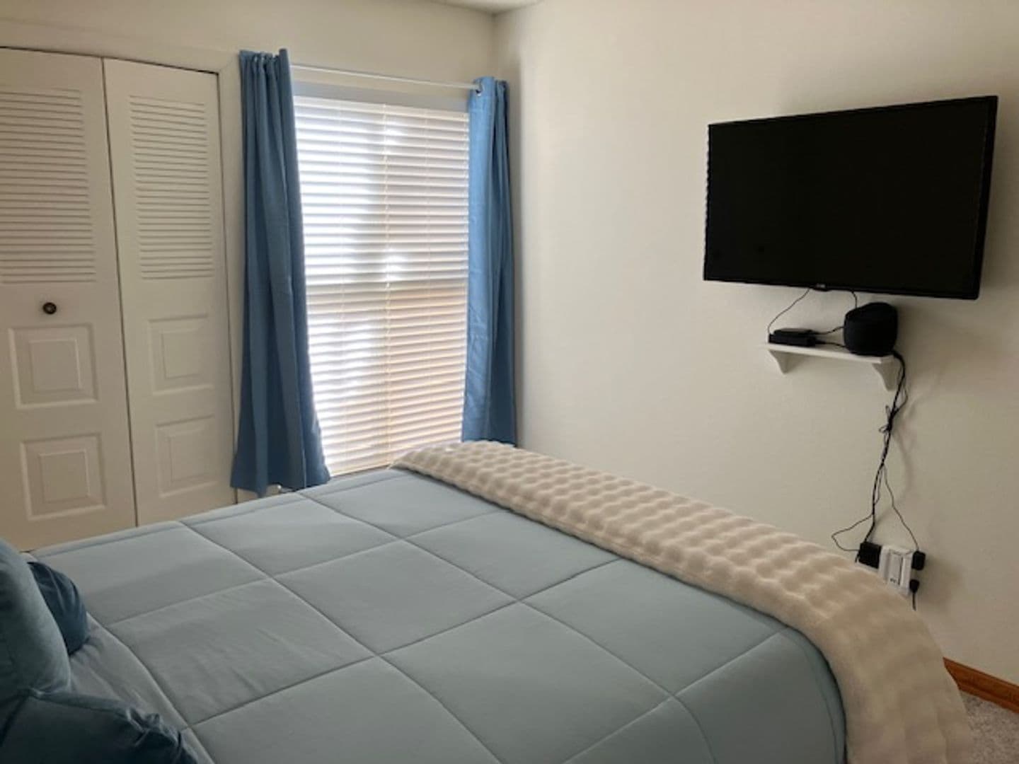 Santa Fe Condo: 155 Calle Ojo Feliz