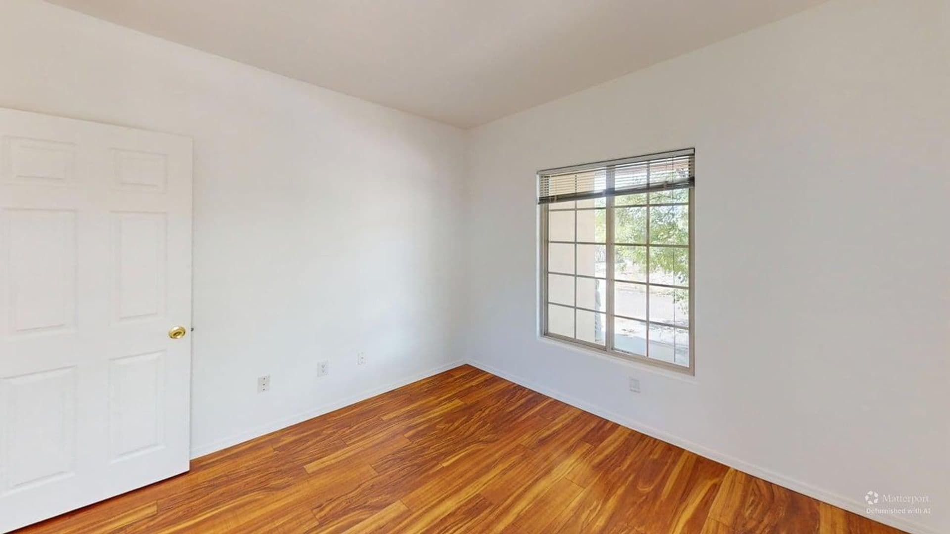 Santa Fe House: 4255 Juniper Hill Ln
