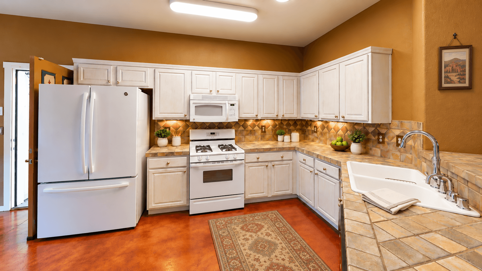 Santa Fe House: 5 Ocotillo Pl