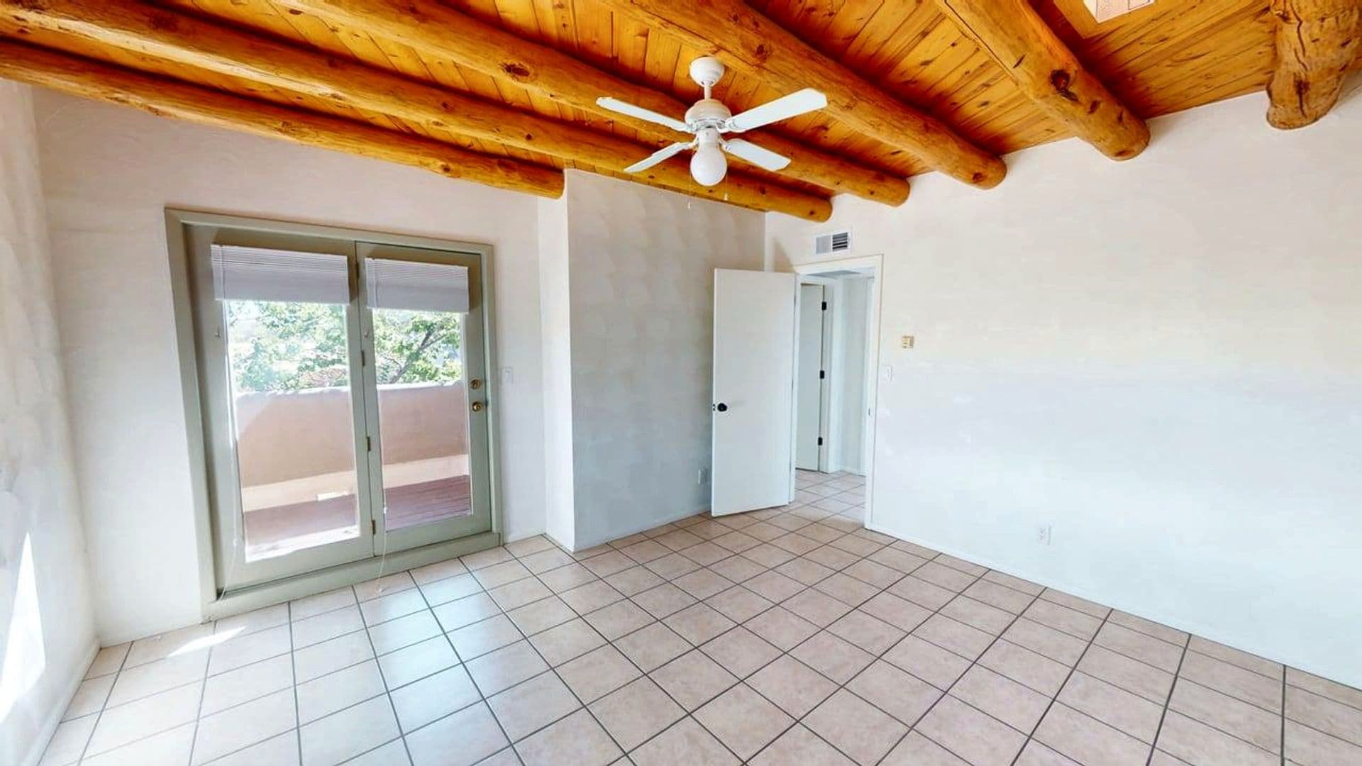 Santa Fe Condo: 149 Fiesta Street