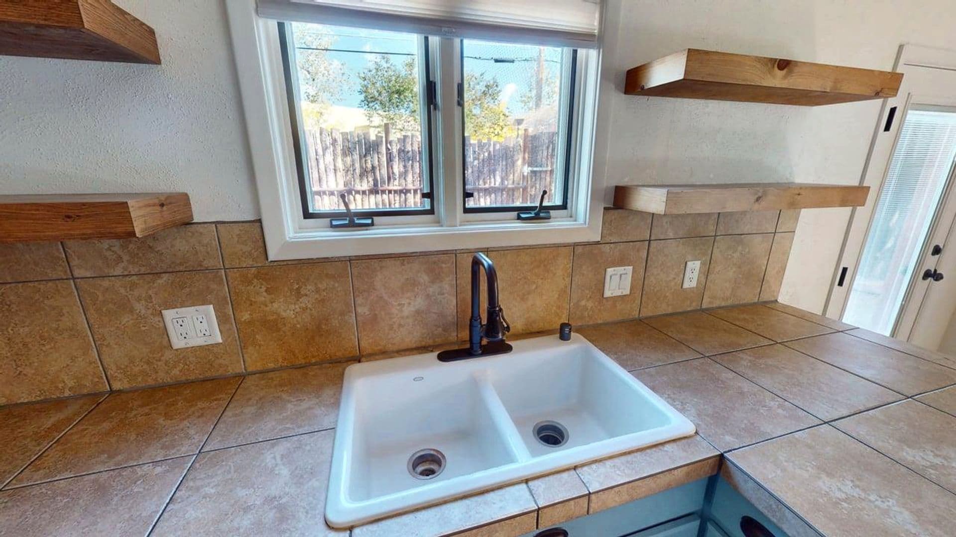 Santa Fe Condo: 149 Fiesta Street